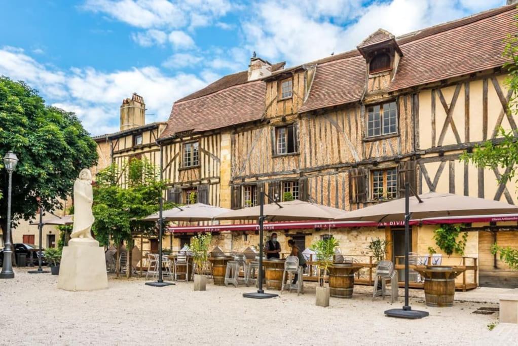 Les Verrieres Secretes Bergerac Bagian luar foto